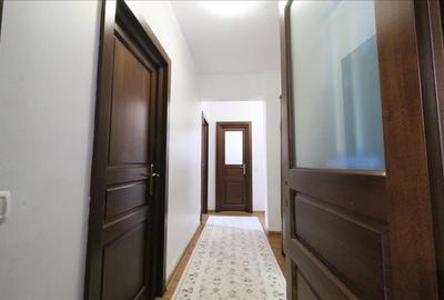 Apartament cu 4 camere semidecomandat în Tătărași - 11