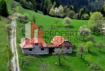 Casă individuală cu 5 camere cu Canalizare în Bran - 1