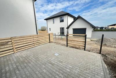 Duplex cu 4 camere cu Teren 250 Mp în Tărlungeni - 2