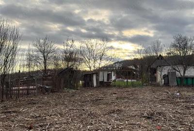 Teren de 1156 mp, în Vulcan - 2