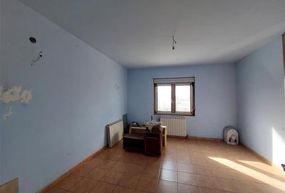 Imobil D+P+2E+M, zona Poetului, integral sau partial - 10