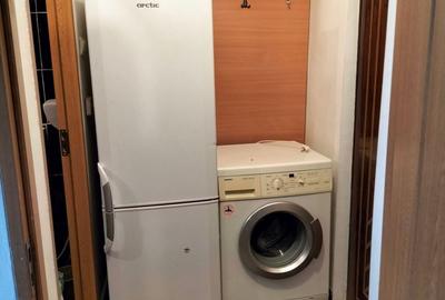 Garsonieră decomandată în Central - 2