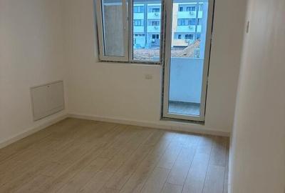 Garsonieră decomandată în Est - 6