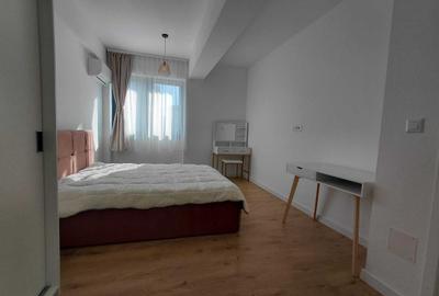 Apartament cu 3 camere semidecomandat în Central - 7
