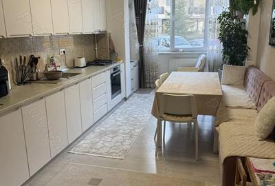 Apartament cu 3 camere decomandat în Florești - 1