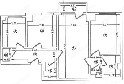 Apartament cu 3 camere semidecomandat în Central