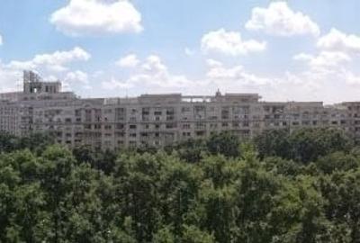 Apartament cu 4 camere decomandat în Unirii - 2