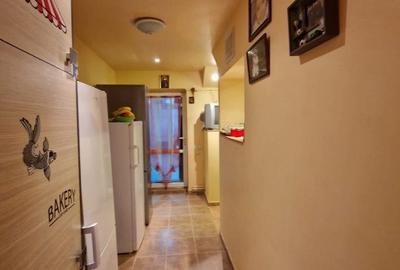 Casă cu 6 camere cu Teren 408 Mp în Ghencea - 1