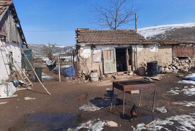 Casă cu 4 camere în Central - 4