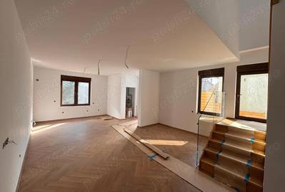 Casă cu Teren 290 Mp în Gruia - 5