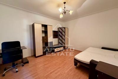 Garsonieră decomandată, mobilată în Olimpia-Stadion - 2