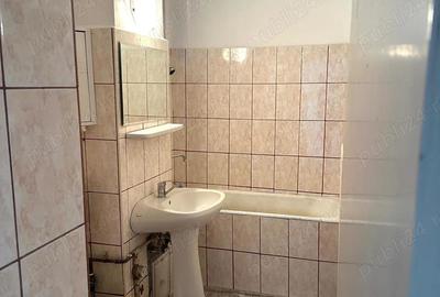 Garsonieră decomandată în Central - 4