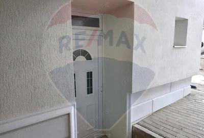 Apartament cu 2 camere decomandat în Central - 5