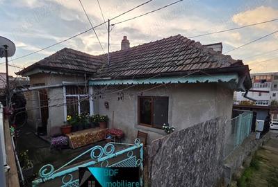 Casă în Central