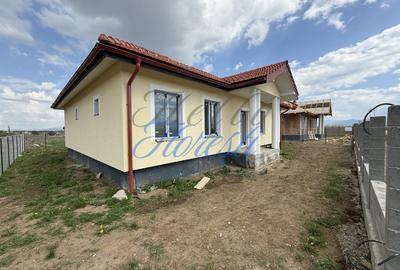 INVESTITIE! Casa tip parter + pod - 4 camere - zona Sanpetru, Brasov!