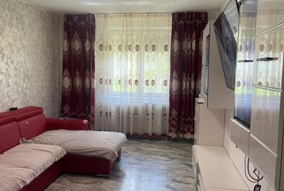 Apartament cu 3 camere decomandat în Central - 2