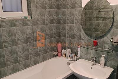 Apartament 2 camere cf 1 semidecomandat zona Unirii Sud - 13