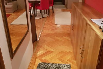 Apartament cu 3 camere decomandat în Decebal - 2