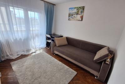 Apartament cu 3 camere în Aeroport - 1