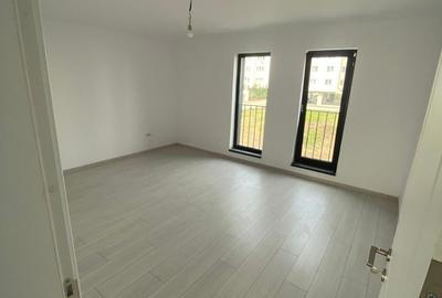 Apartament cu 3 camere decomandat în Berceni - 2