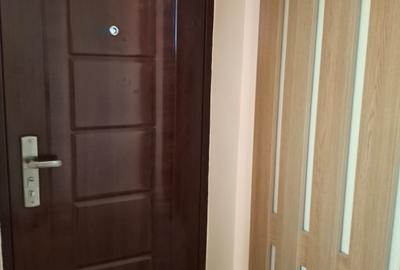 Apartament cu 3 camere semidecomandat în Central - 5