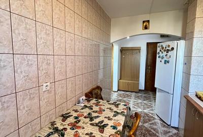 Casa de Cultura Univ Andrei Saguna Apartament 2 camere decomandat termen lung - 8