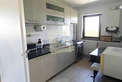 Apartament  4 camere 2 bai si loc parcare zona Valea Aurie - 8