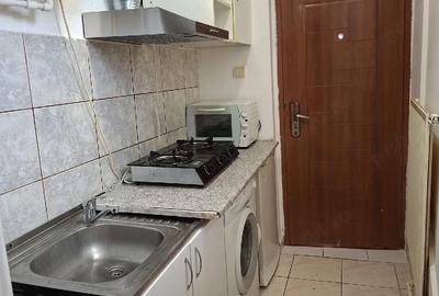 Garsonieră decomandată în Centru Civic - 2