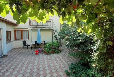 Casă decomandat cu Teren 527 Mp în Central - 8