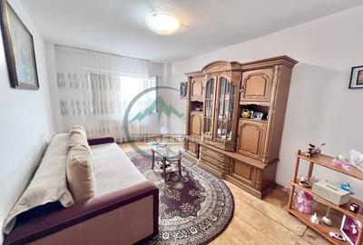 Apartament 3 camere, decomandat