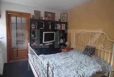 Casă cu 6 camere cu Teren 300 Mp în Central - 3