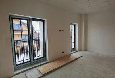 Casă cu 4 camere decomandat în Central - 10