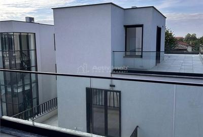 Casă cu 4 camere în Central - 1