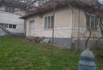 Casă în Meseșenii de Sus - 1