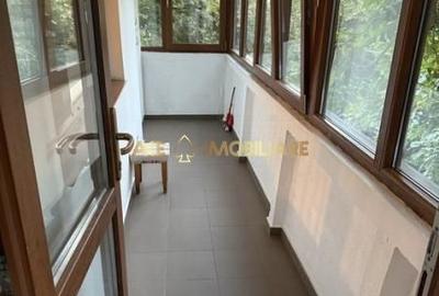 Apartament cu 2 camere, mobilat în Aviatorilor