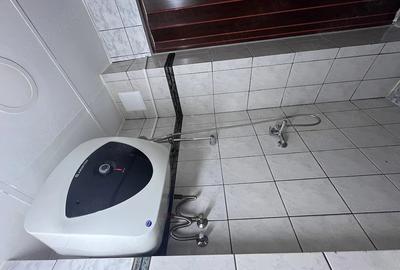 Garsonieră decomandată în Confecții - 5