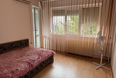 Apartament cu 3 camere semidecomandat, mobilat în Gorjului - 7