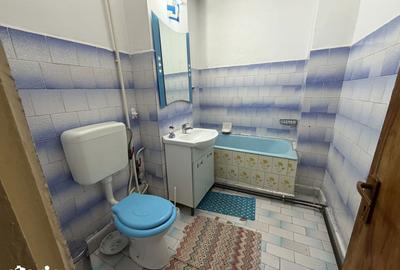 Apartament cu 3 camere decomandat în Central - 12