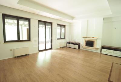 Vila cu deschidere catre lac ideala pentru birouri sau rezidenta - 4