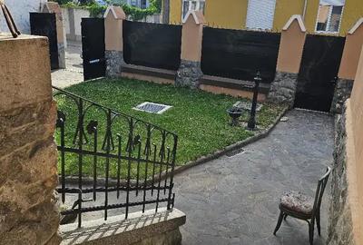 Dau in chirie casa P , Zona Armatei Romane ,lux , SC 200 mp, teren 500 , intrare auto - 40