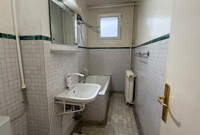 Ozana,Buhusi,Metrou 1 Decembrie 1918,et.2/4,DECOMANDAT,parcare,centrala,Liber - 2