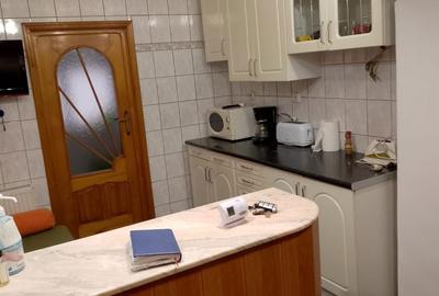 Apartament cu 2 camere decomandat în Tineretului - 2