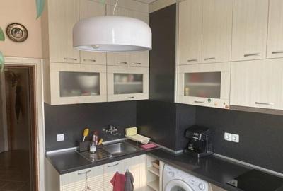 Apartament cu 2 camere de inchiriat in zona Piata Resitei - 1