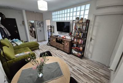 Apartament cu 3 camere decomandat, mobilat în Florești - 3