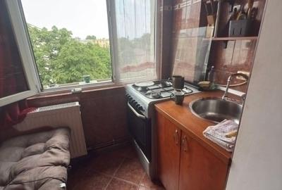 Galata - 2 camere decomandat - mobilat - liber Galata - 2 camere decomandat - mobilat - liber - 4