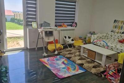 Casă cu 6 camere în Letea Veche - 12