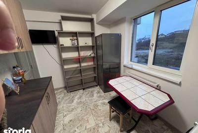 Garsonieră decomandată în Bârnova - 5
