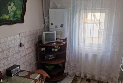 Apartament cu 3 camere în Albești