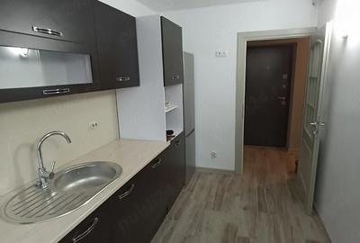 Apartament cu 3 camere nedecomandat în Central - 2