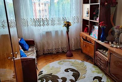 Apartament cu 3 camere semidecomandat în Turda - 4